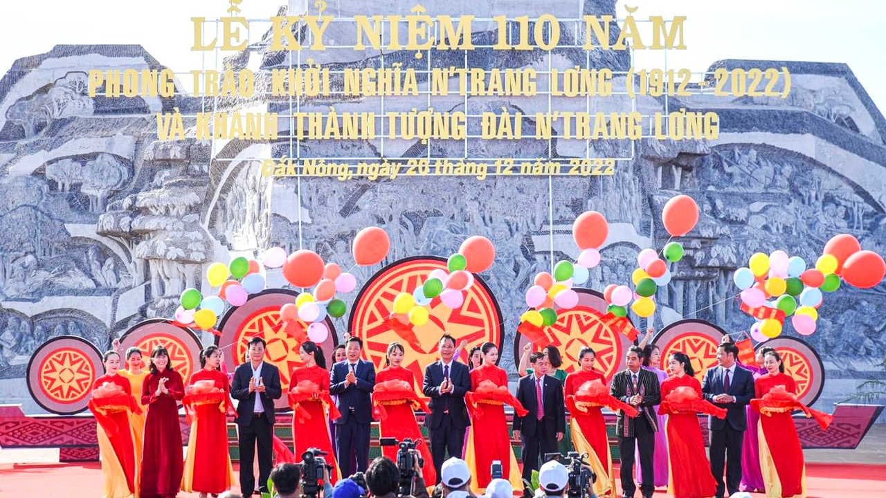 Đắk Nông: Kỷ niệm 110 năm và khánh thành tượng đài anh hùng N’Trang Lơng -0