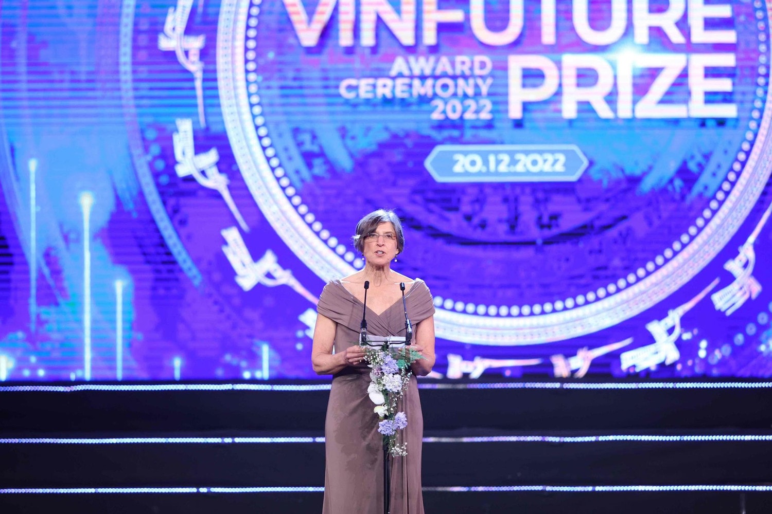VinFuture 2022 vinh danh 4 công trình khoa học “Hồi sinh và Tái thiết” thế giới -0
