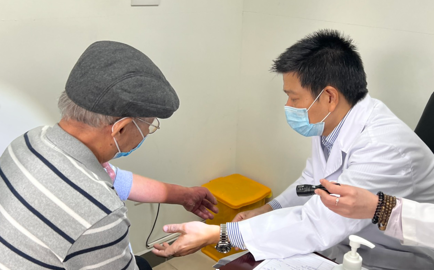 Bệnh da thường gặp dễ diễn biến nặng khi trời lạnh -0