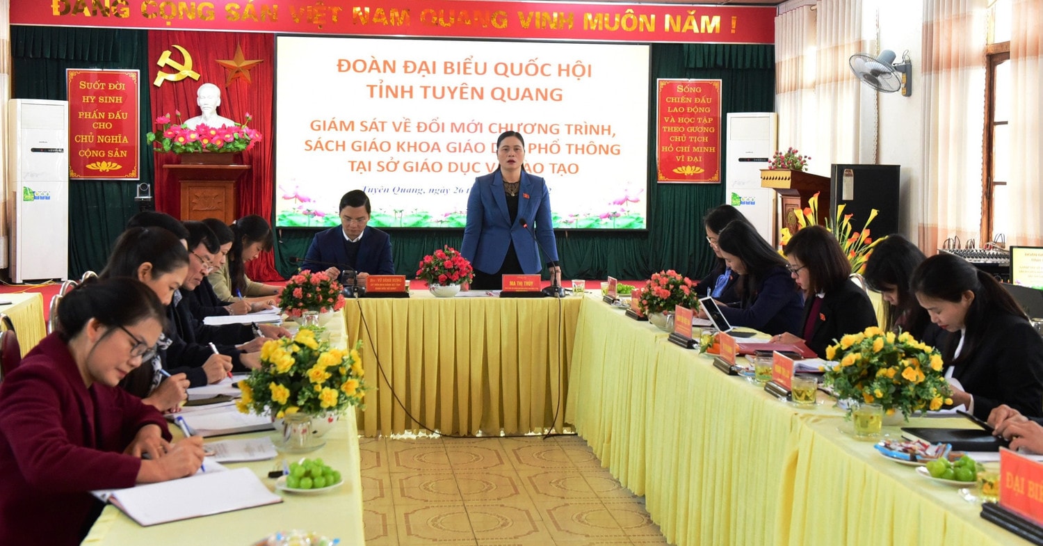 Đổi mới chương trình, sách giáo khoa giáo dục phổ thông phải hướng tới đối tượng là người học -0