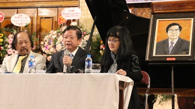 ,Từ “Âm thanh cuộc đời” đến con đường âm nhạc cách mạng