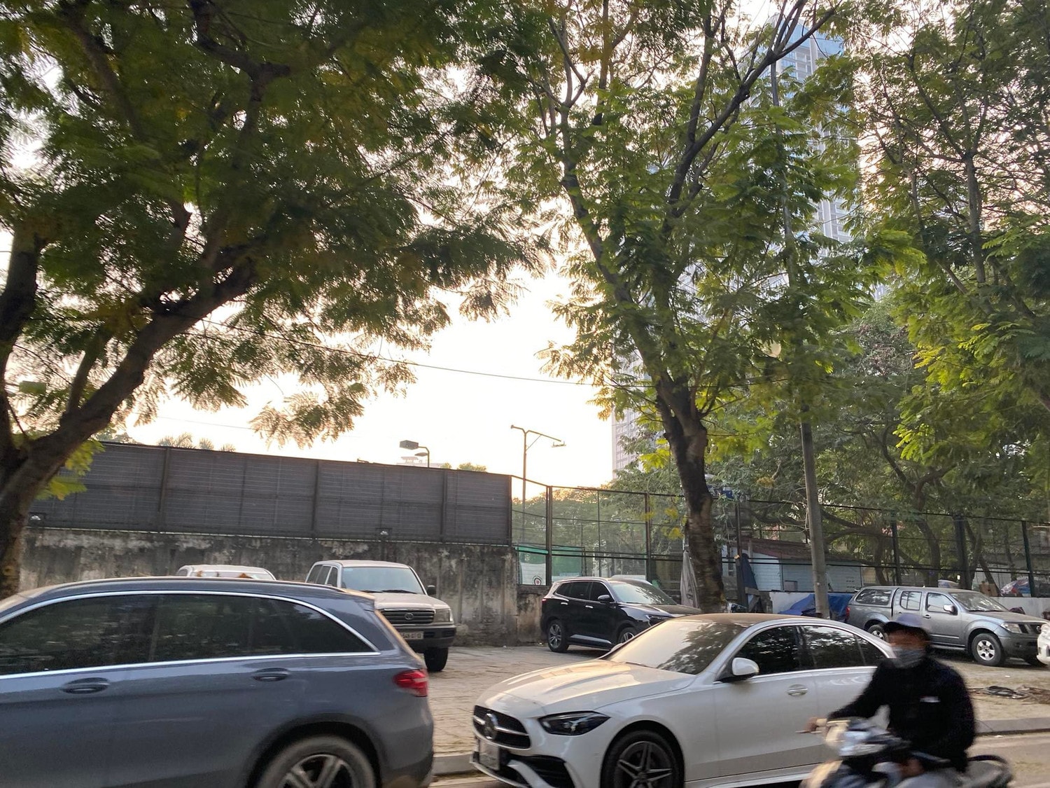 Hà Nội: Vỉa hè vẫn 