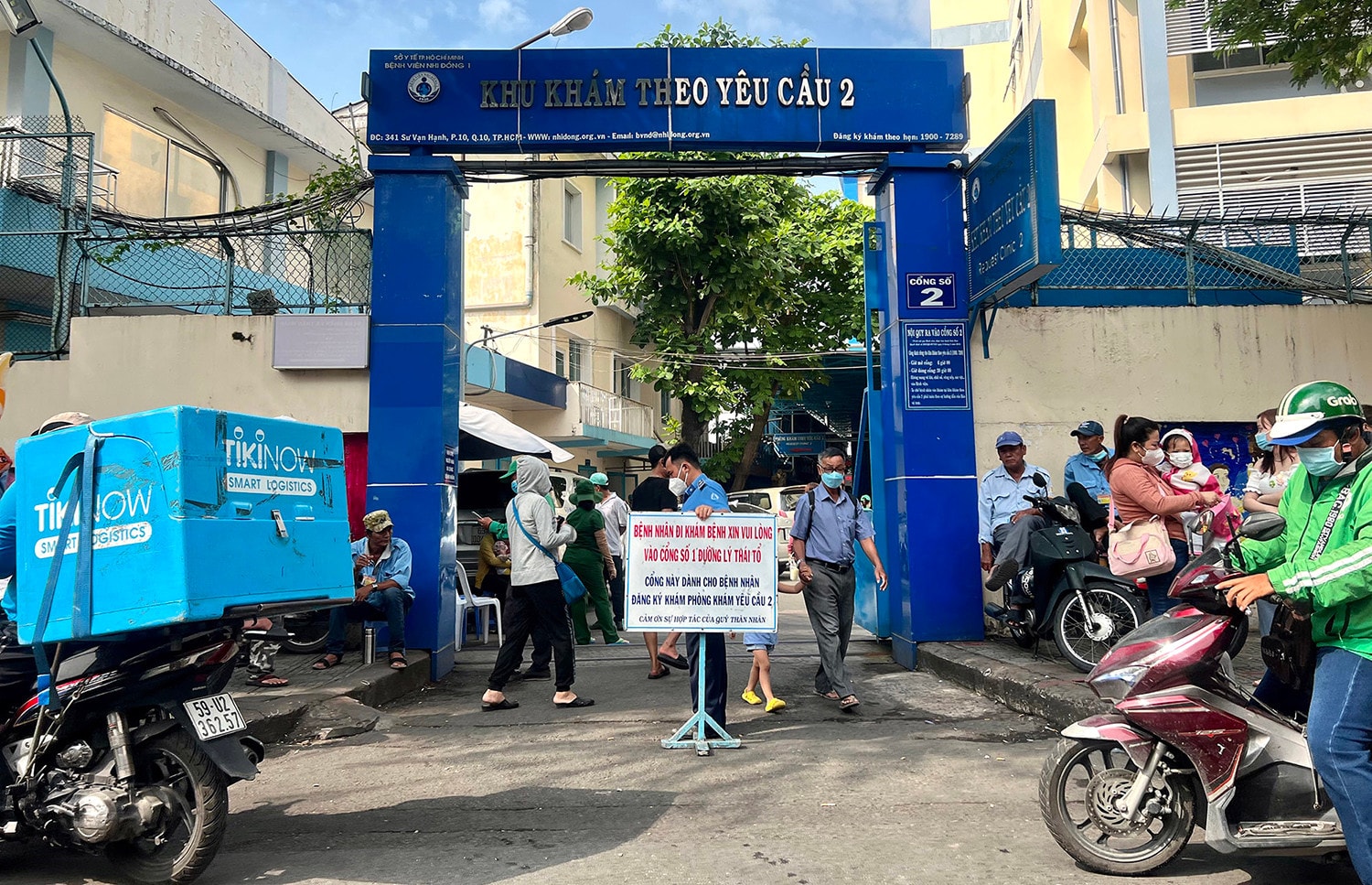 Bài 2: Mua sắm vật tư y tế tại TP.HCM: Lợi dụng dịch bệnh để nâng giá bán cao bất thường