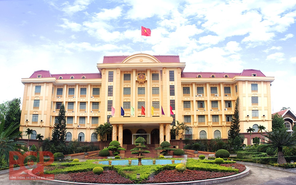 UBND tỉnh Bắc Giang yêu cầu Liên danh Công ty cổ phần đầu tư dịch vụ và thương mại Kim Long và Công ty TNHH Đại Kim thực hiện đúng theo quy định của Luật Bảo vệ môi trường khi thực hiện Dự án “Khu dân cư số 2, xã Khám Lạng, huyện Lục Nam”.