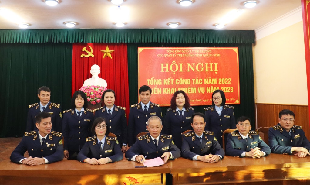 Không để hình thành điểm nóng về buôn lậu, hàng giả trên địa bàn -0