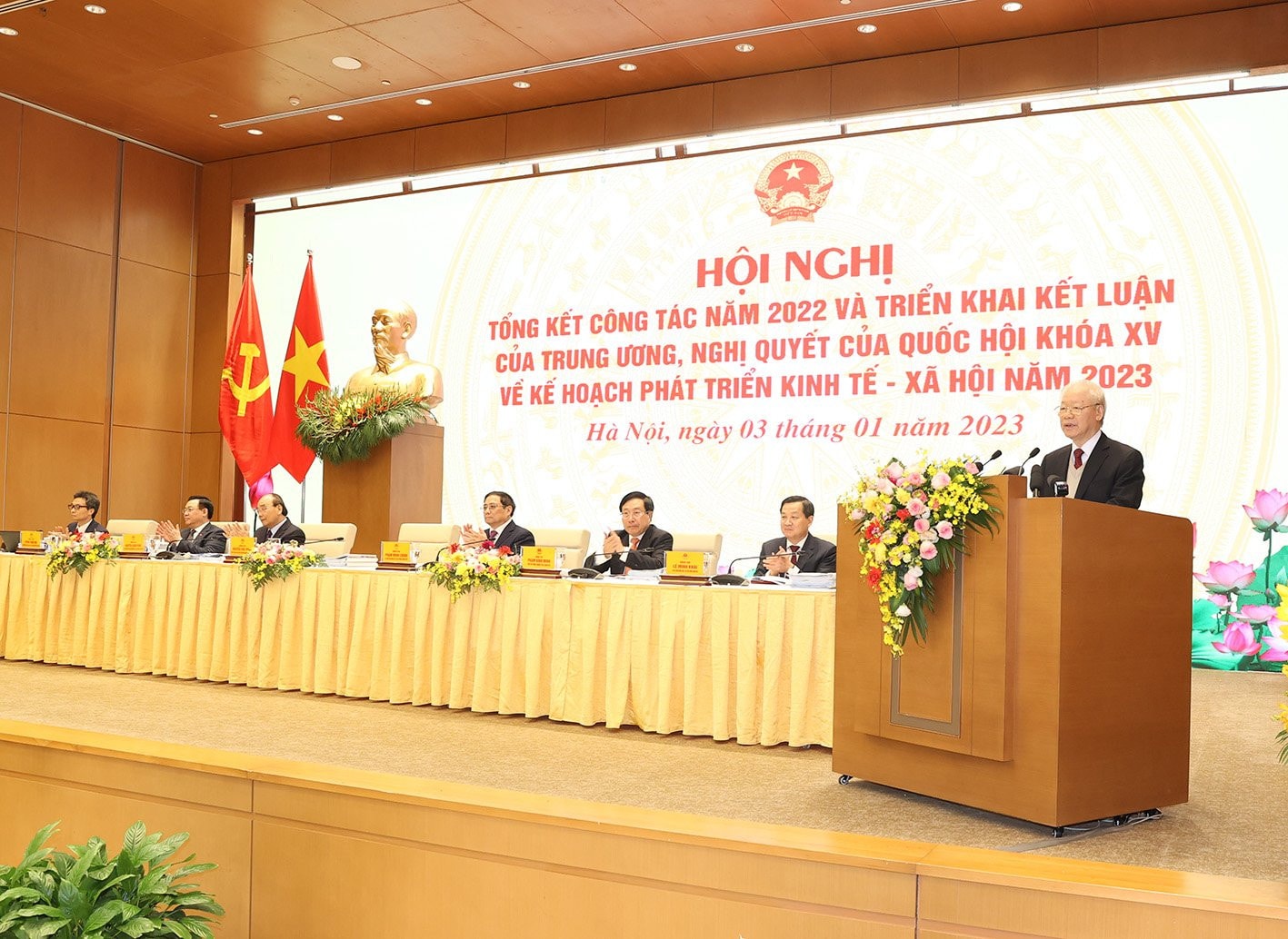 Cả nước chung sức đồng lòng, nỗ lực phấn đấu, tranh thủ mọi thời cơ và thuận lợi, vượt qua mọi khó khăn và thách thức, thực hiện thắng lợi kế hoạch phát triển kinh tế - xã hội năm 2023 -0