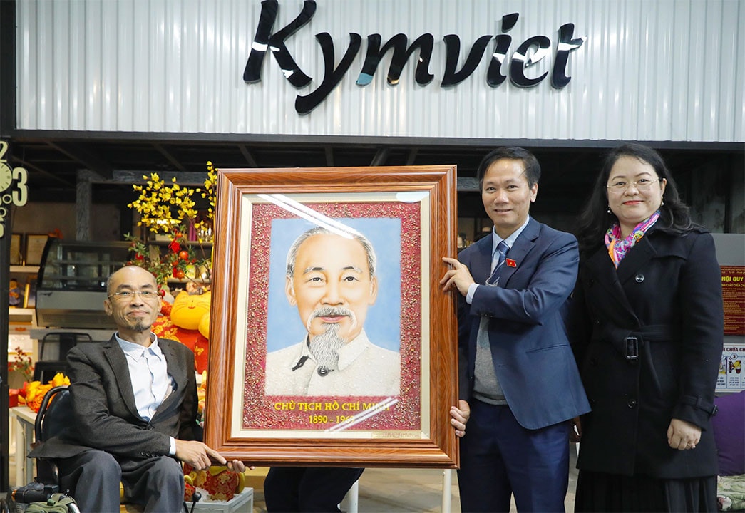 Ủy ban Xã hội thăm, làm việc với Công ty Kymviet -0