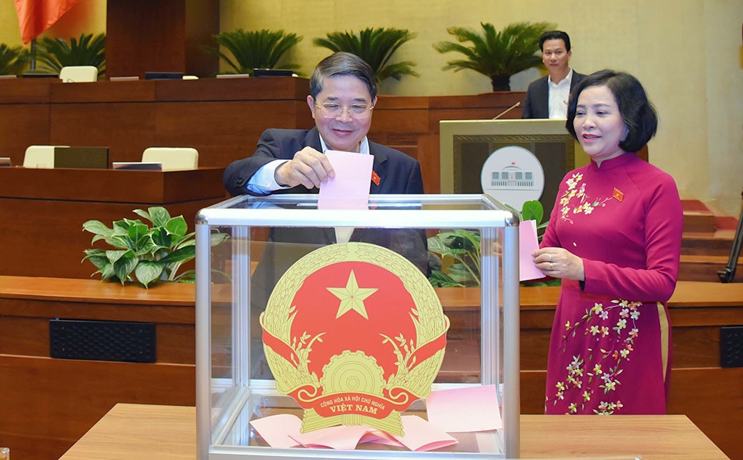 Quốc hội phê chuẩn việc bổ nhiệm hai Phó Thủ tướng Chính phủ -0