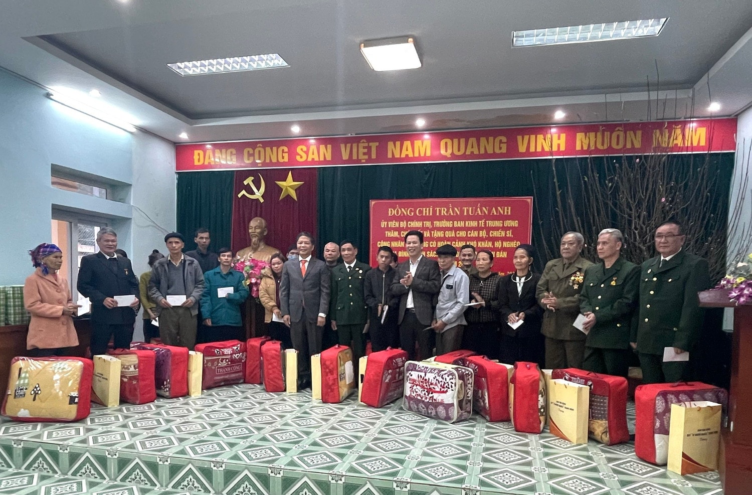 Trưởng Ban Kinh tế Trung ương Trần Tuấn Anh thăm, chúc tết tại Hà Giang -0