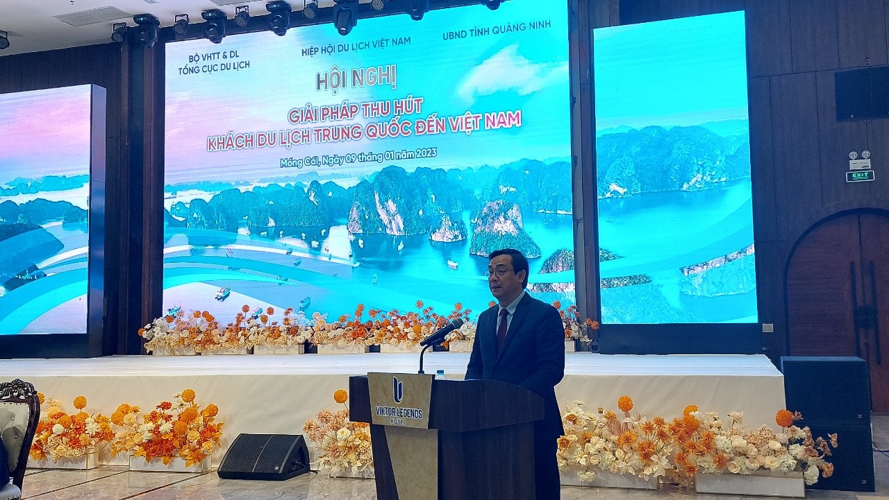 Tìm giải pháp đón khách Trung Quốc đến Việt Nam -0