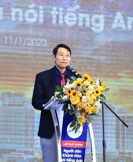 Phó Chủ tịch UBND tỉnh Khánh Hoà Đinh Văn Thiệu, Trưởng ban chỉ đạo chương trình “Người dân Khánh Hòa nói tiếng Anh” phát biểu chỉ đạo tại Lễ phát động Lễ khởi động dự án “Người dân Khánh Hoà nói tiếng Anh” -0