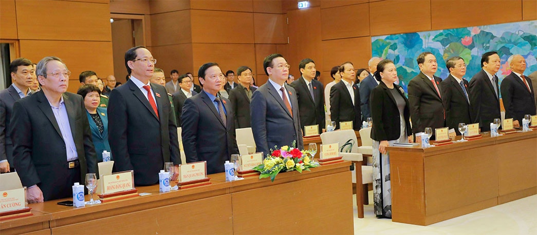 Chủ tịch Quốc hội Vương Đình Huệ trao Huân chương Hồ Chí Minh, Huân chương Quân công tặng lãnh đạo, nguyên lãnh đạo Quốc hội -0