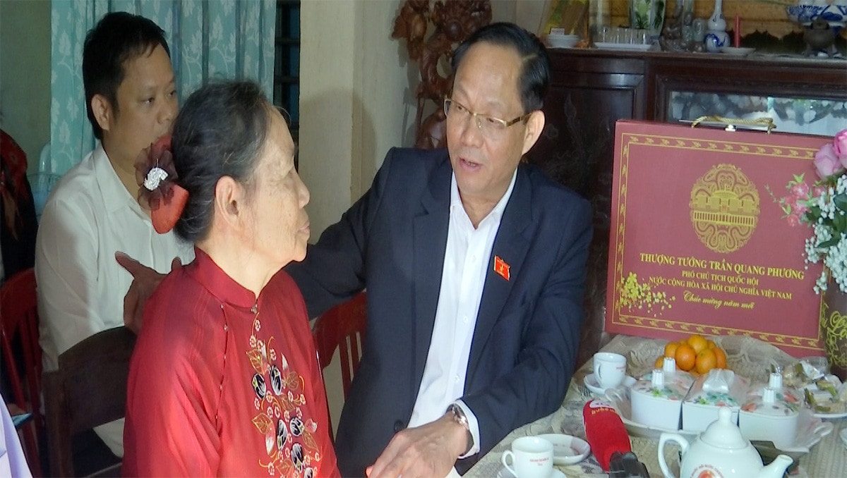 Phó Chủ tịch Quốc hội Trần Quang Phương thăm, chúc Tết tại tỉnh Quảng Trị -7