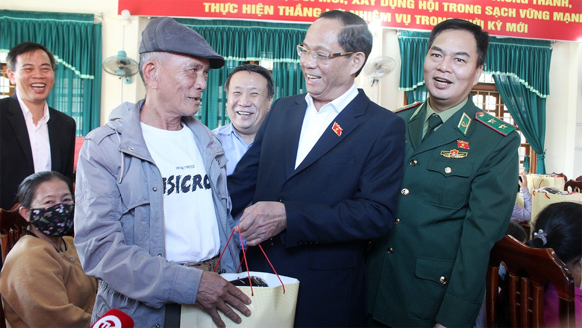 Phó Chủ tịch Quốc hội Trần Quang Phương thăm, chúc Tết tại tỉnh Quảng Trị -6