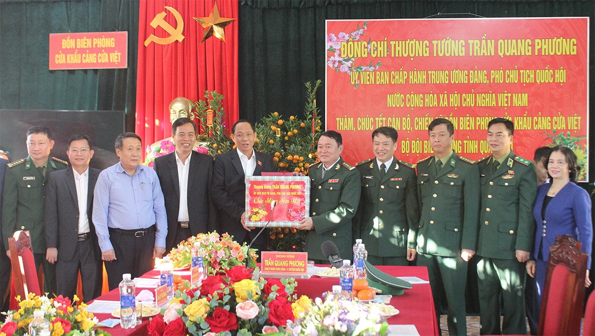 Phó Chủ tịch Quốc hội Trần Quang Phương thăm, chúc Tết tại tỉnh Quảng Trị -8