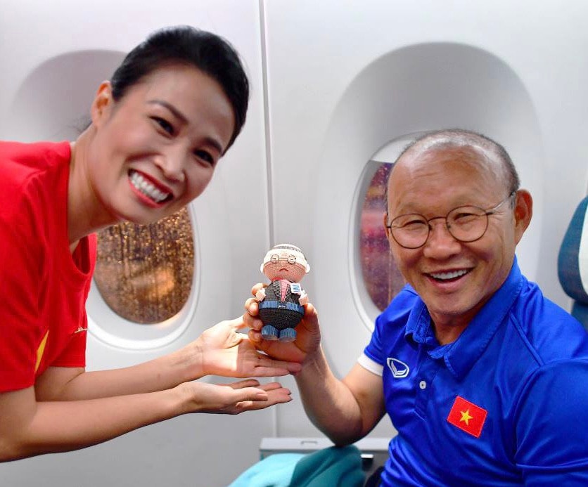 Vietnam Airlines tri ân huấn luyện viên Park vé bay Thương gia trọn đời giữa Hàn Quốc và Việt Nam -0