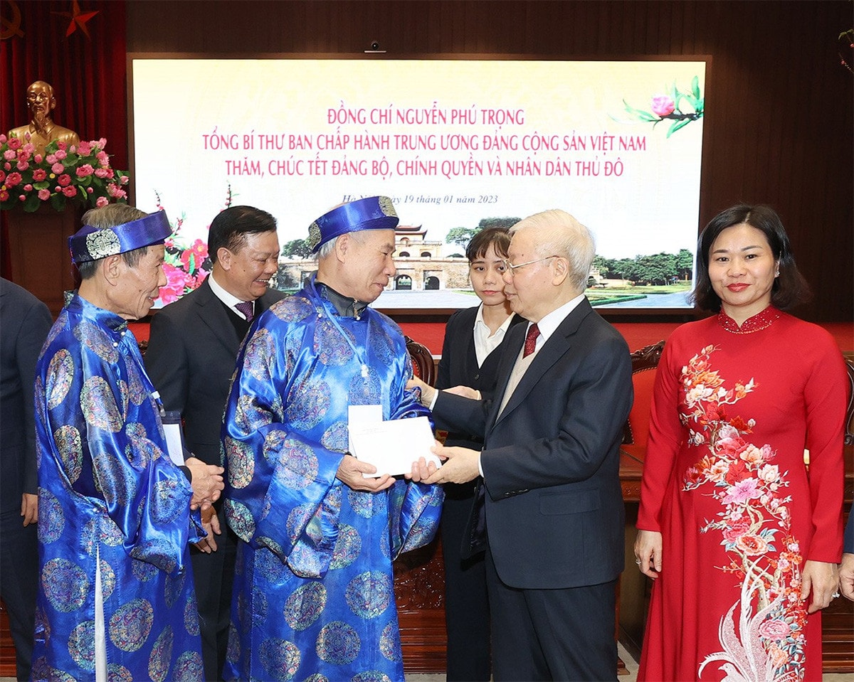 Tổng Bí thư Nguyễn Phú Trọng thăm, chúc Tết Đảng bộ, chính quyền và Nhân dân Thủ đô Hà Nội -2