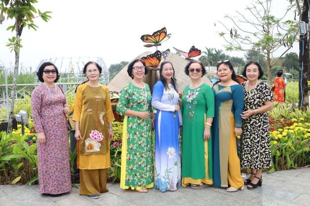 Cần Thơ tưng bừng đón chào năm mới -0