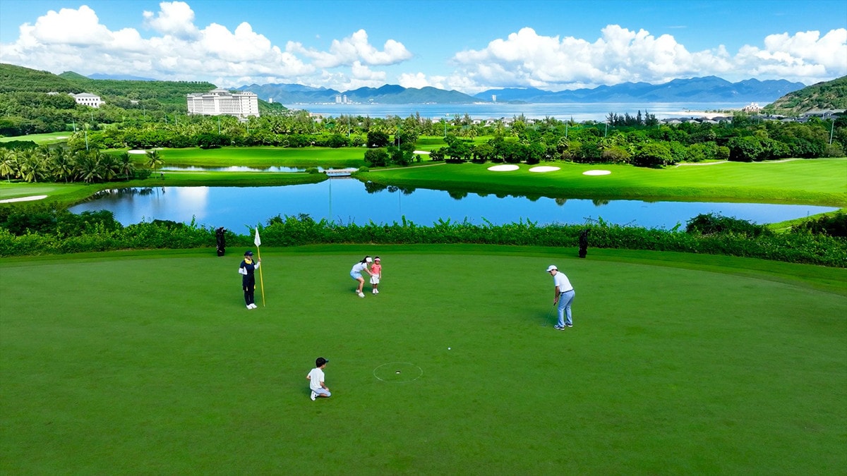 Tận hưởng từng khoảnh khắc với du lịch golf -0