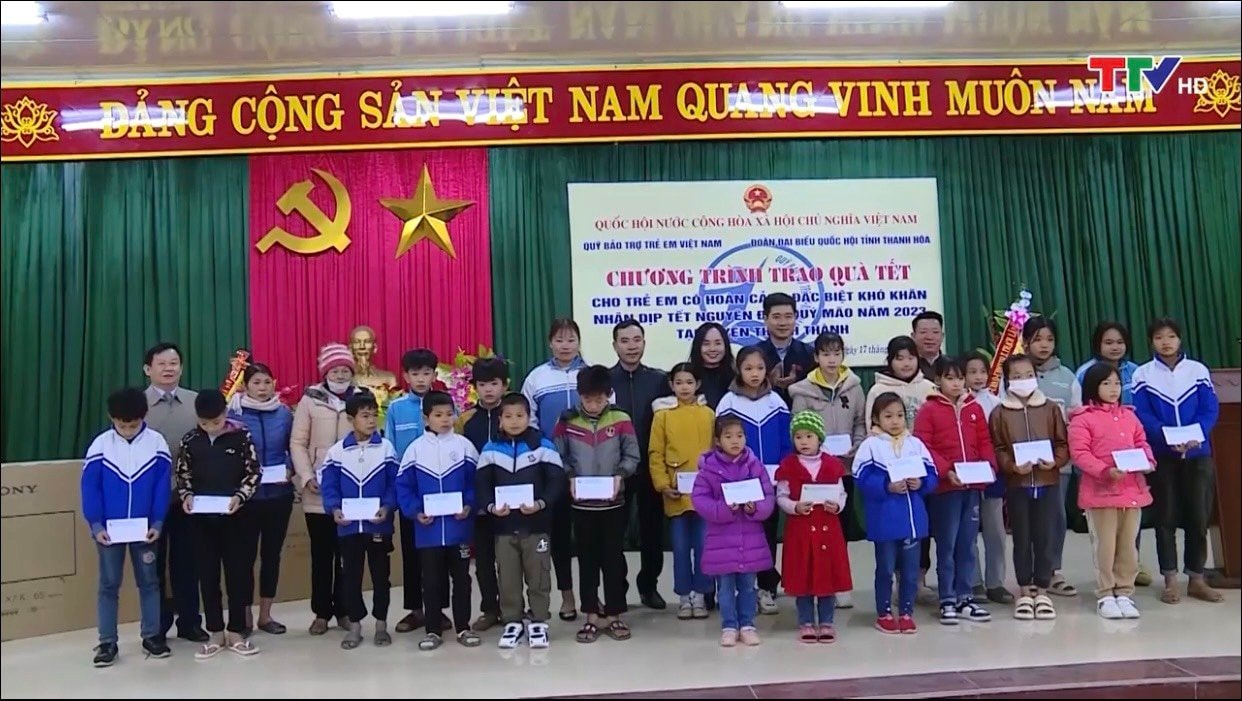 Đoàn ĐBQH tỉnh Thanh Hoá chăm lo Tết cho Nhân dân, bảo đảm an sinh xã hội -0