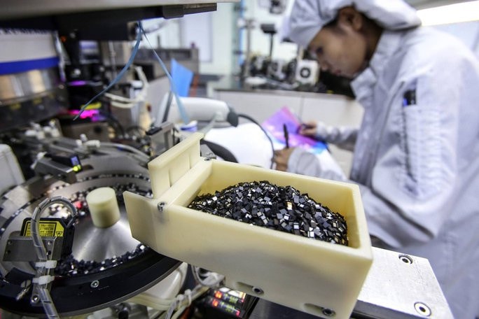 Nhật Bản và Hà Lan dự kiến cùng Mỹ áp đặt các hạn chế đối với lĩnh vực chip của Trung Quốc. Ảnh: Bloomberg