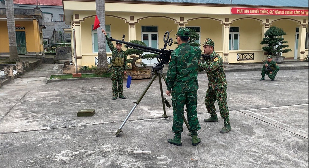 Bộ đội Biên phòng Hà Giang: Vui Xuân mới không quên nhiệm vụ -0