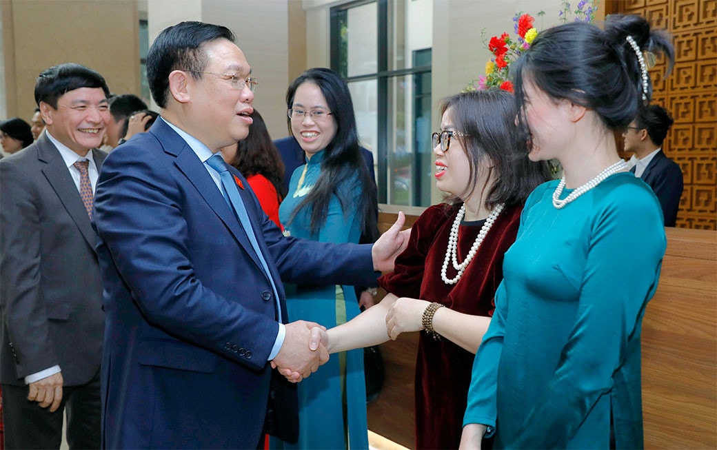 Chủ tịch Quốc hội Vương Đình Huệ thăm, chúc Tết Báo Đại biểu Nhân dân, Truyền hình Quốc hội Việt Nam -0