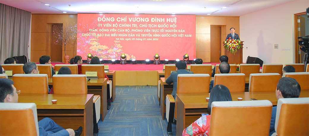 Một số hình ảnh Chủ tịch Quốc hội Vương Đình Huệ thăm, chúc Tết Báo Đại biểu Nhân dân, Truyền hình Quốc hội Việt Nam -0