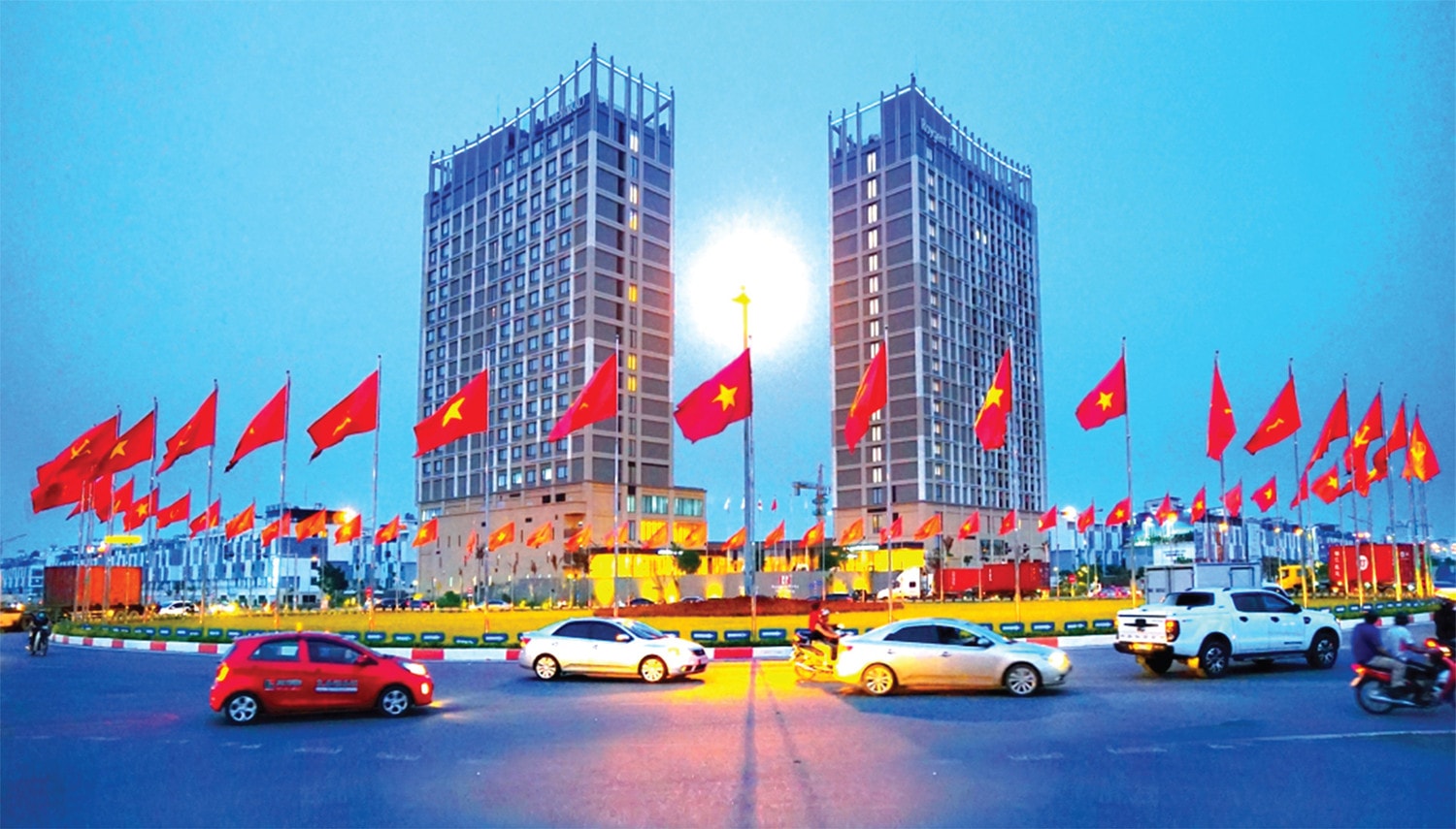 Dân tộc đại đoàn kết - đất nước tất hùng cường!