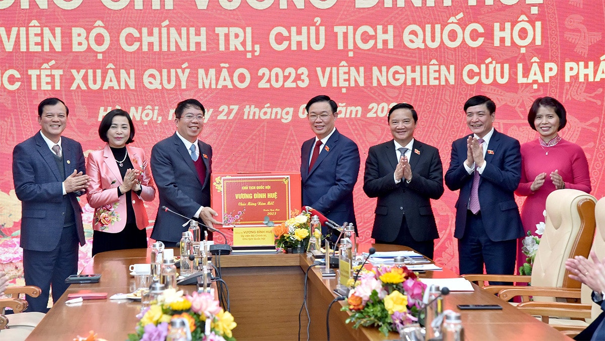 Chủ tịch Quốc hội Vương Đình Huệ: Yêu cầu cao nhất, quan trọng nhất của lập pháp là phải kiến tạo phát triển -2