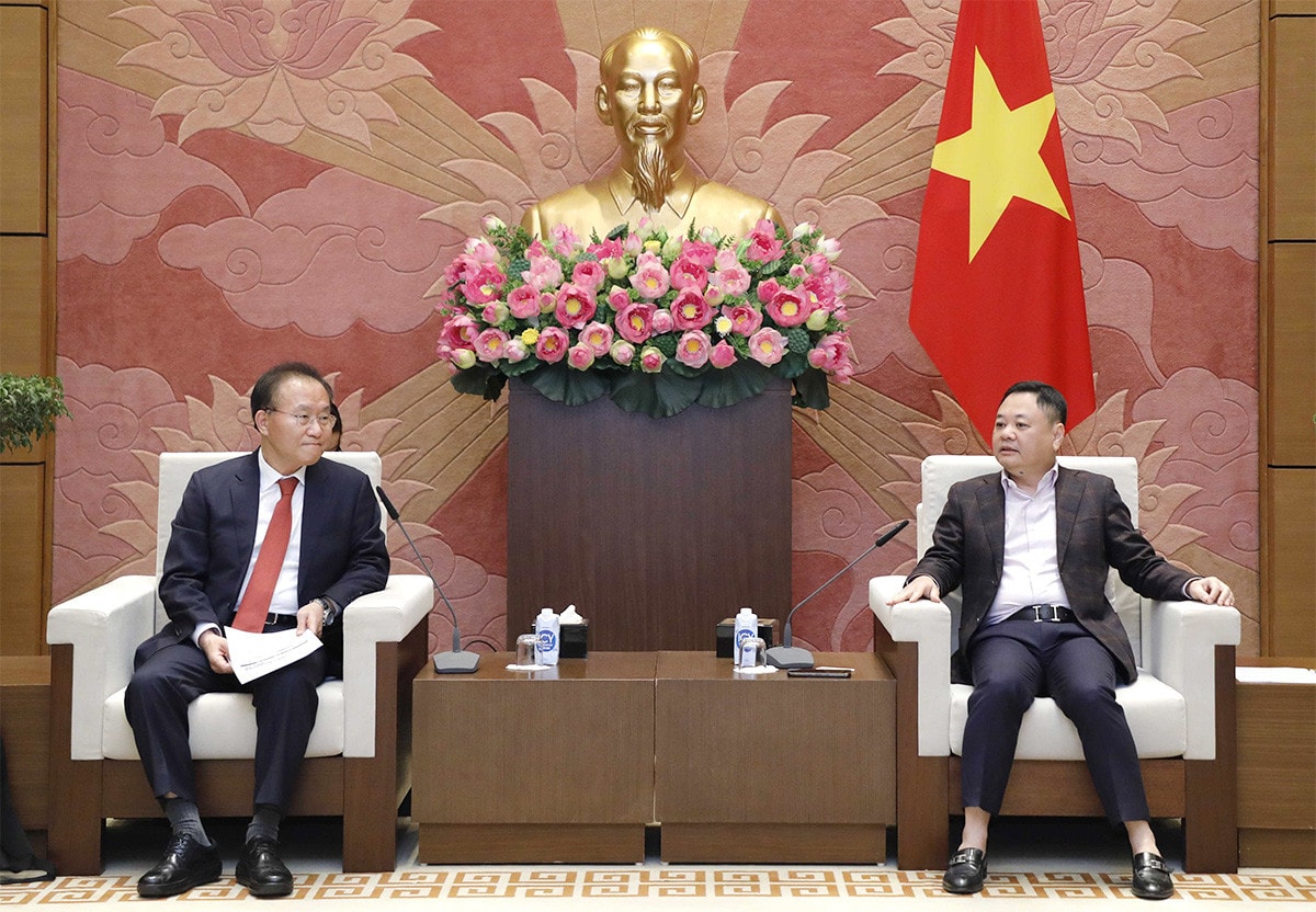 Phó Chủ nhiệm Ủy ban Kinh tế Nguyễn Ngọc Bảo tiếp đoàn nghị sĩ Quốc hội Hàn Quốc -0