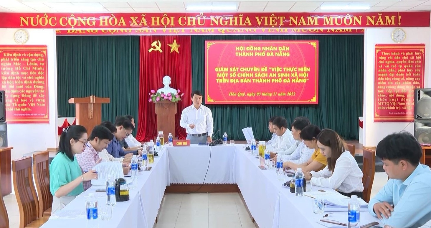 Thường trực HĐND thành phố Đà Nẵng giám sát chuyên đề tại phường Hòa Quý, quận Ngũ Hành Sơn về việc thực hiện một số chính sách an sinh xã hội trên địa bàn - ẢNH MINH HIỀN