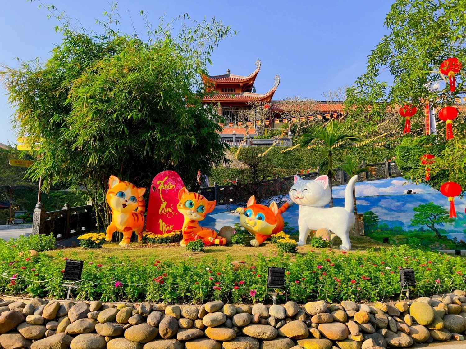Chùa Ba Vàng - Điểm đến hấp dẫn trên hành trình du lịch tâm linh vùng Đông Bắc -0
