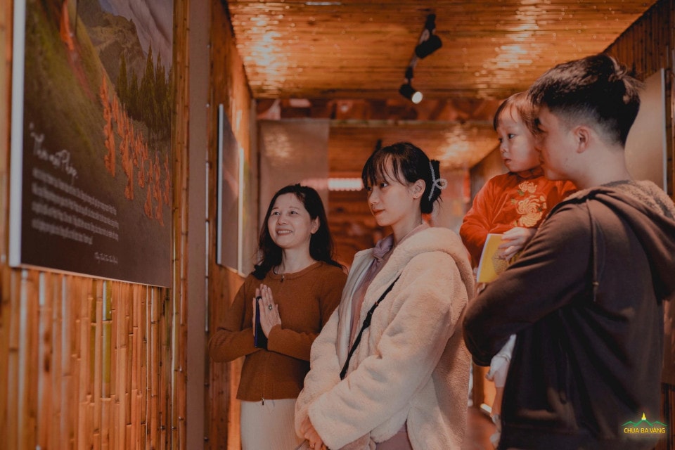 Bài 2: Lan tỏa ánh sáng Phật Pháp đi muôn phương -0
