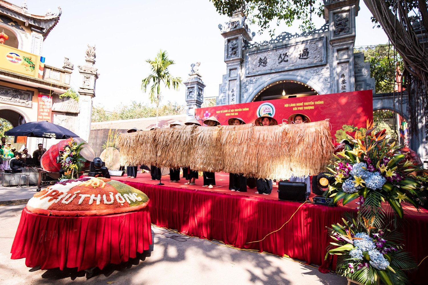 Làng Phú Thượng tưng bừng với Lễ hội 