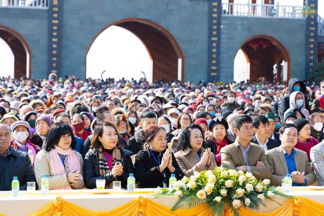 Bài 3: Nguyện cầu cho đất nước thái bình, nhân dân an lạc -0