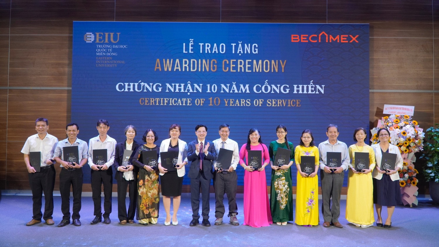 Trường Đại học Quốc tế Miền đông phấn đấu hoàn thành 6 nhiệm vụ trọng tâm năm 2023 -0