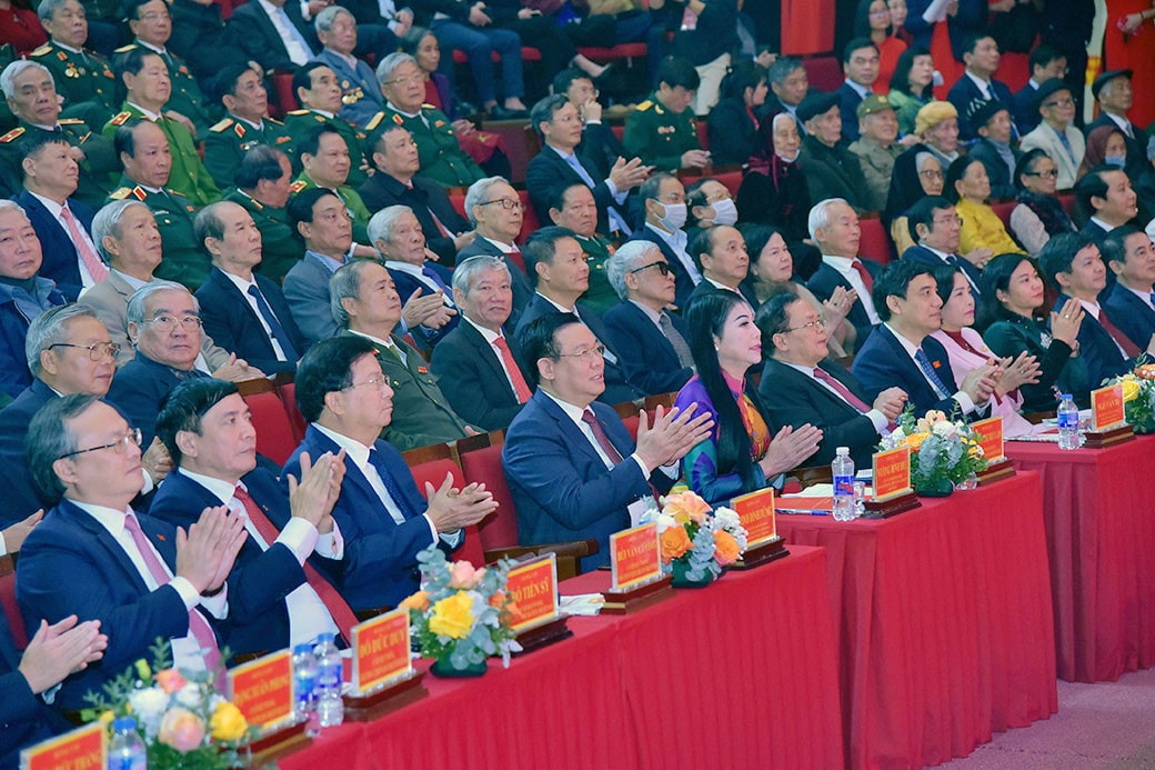 Chủ tịch Quốc hội Vương Đình Huệ dự Lễ kỷ niệm 60 năm Ngày Bác Hồ về thăm tỉnh Vĩnh Phúc