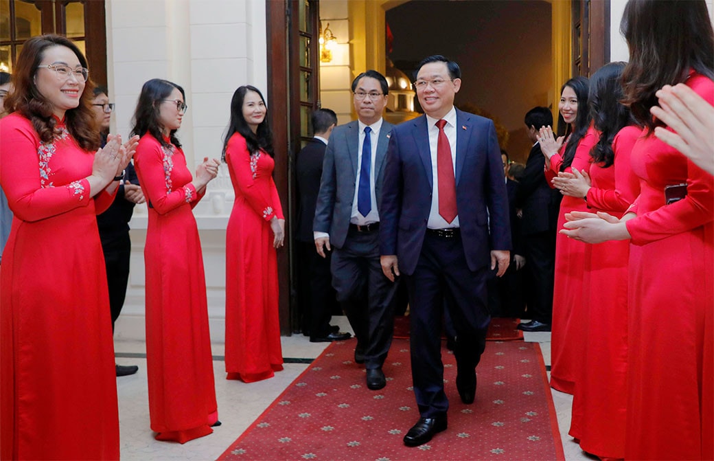 Chủ tịch Quốc hội Vương Đình Huệ dự Lễ trao giải báo chí toàn quốc về xây dựng Đảng lần thứ VII