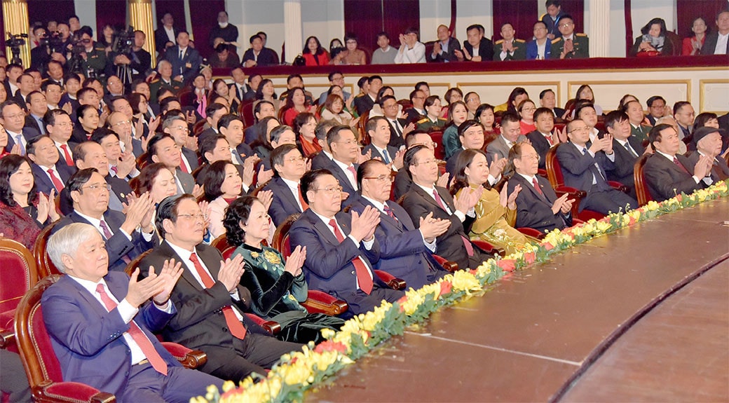 Chủ tịch Quốc hội Vương Đình Huệ: Tiếp tục sáng tạo những tác phẩm thực sự lay động, góp phần xây dựng “Ðảng ta là đạo đức, là văn minh”