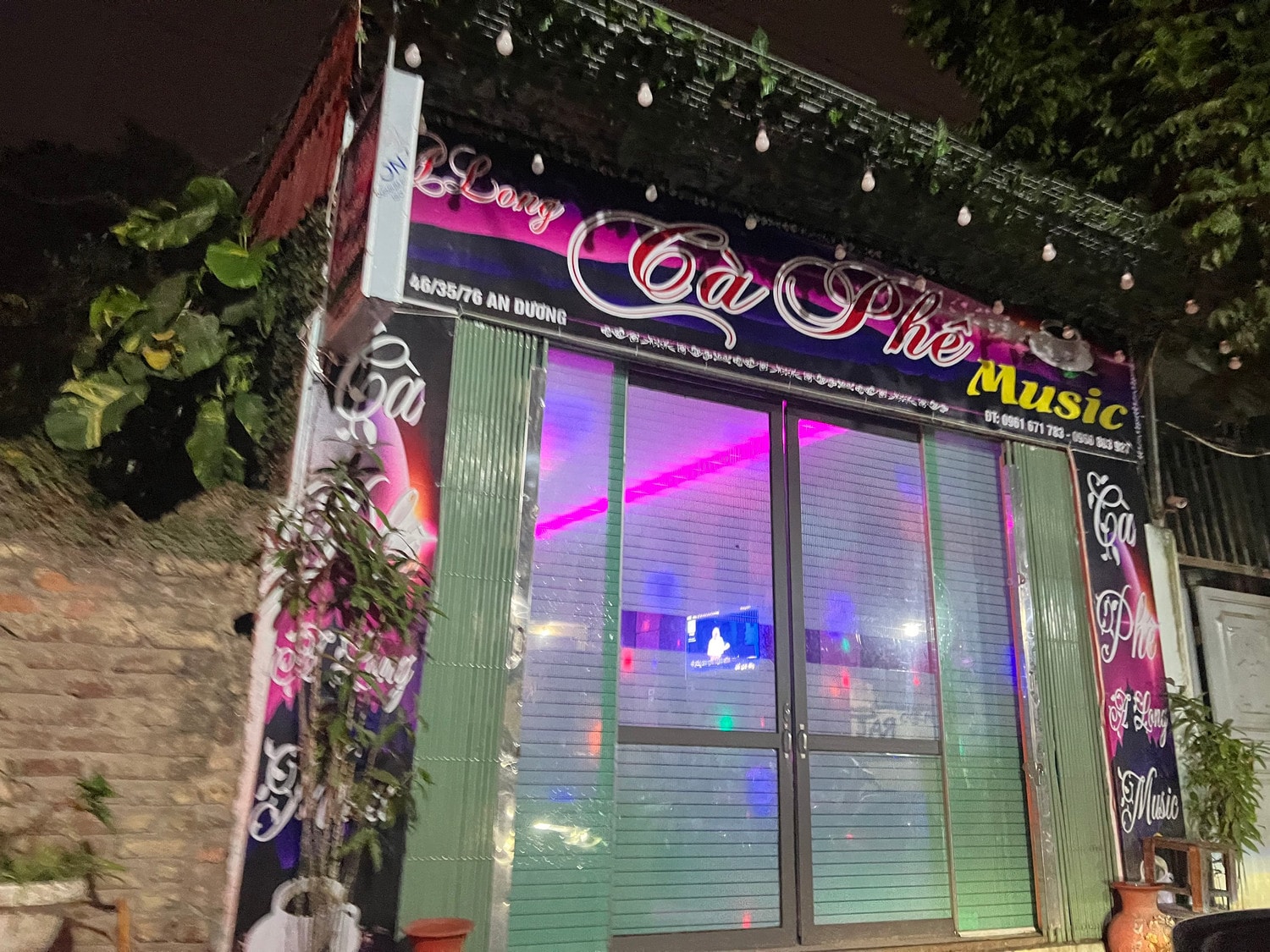 Hà Nội: Hàng chục quán hát karaoke dội “bom âm thanh” vào khu dân cư mỗi đêm -0