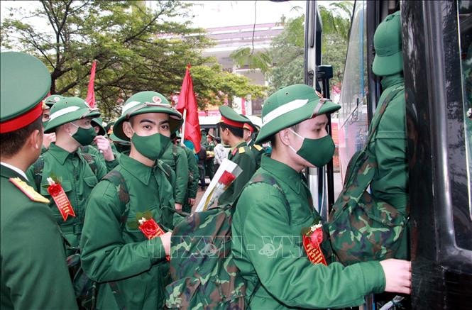 Bộ Quốc phòng trả lời cử tri về đi nghĩa vụ quân sự - trước khi học đại học hoặc nghề