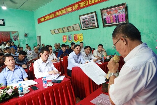 Bài 2: Xây dựng đội ngũ cán bộ đáp ứng yêu cầu thực tiễn -0