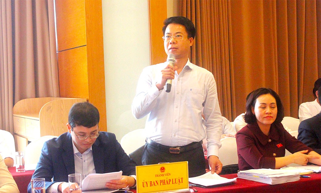 Ủy ban Pháp luật họp phiên toàn thể lần thứ 12 -0