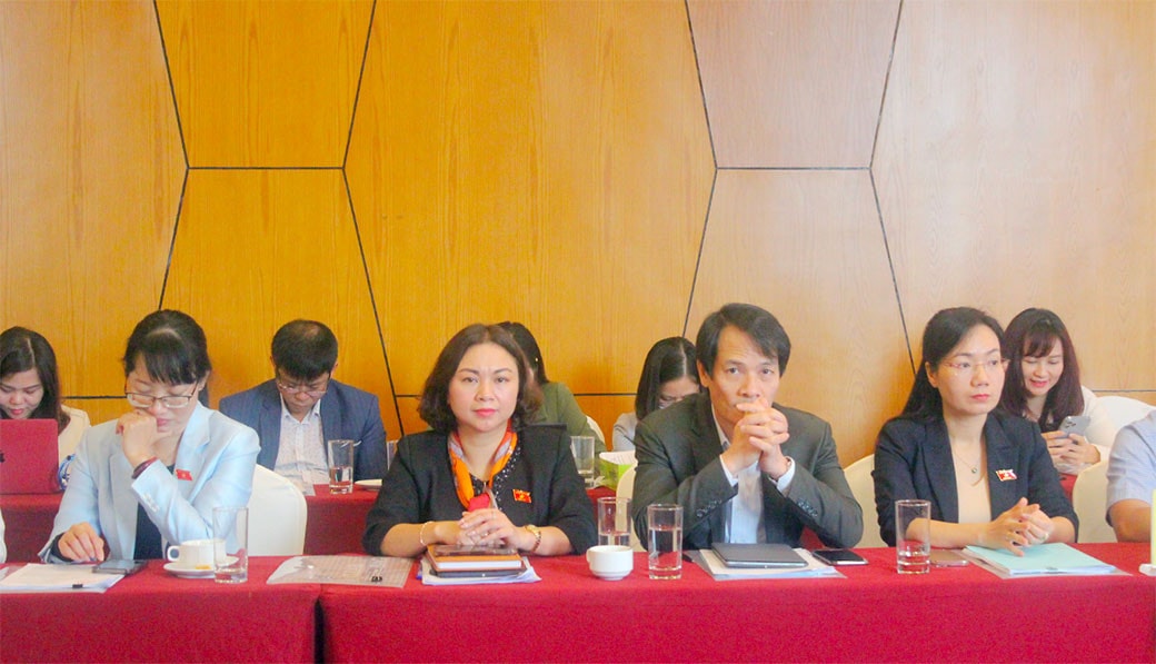 Ủy ban Pháp luật họp phiên toàn thể lần thứ 12 -0