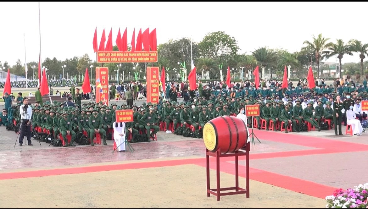 Ninh Thuận: Thanh niên Ninh Thuận háo hức ngày hội “tòng quân” -0