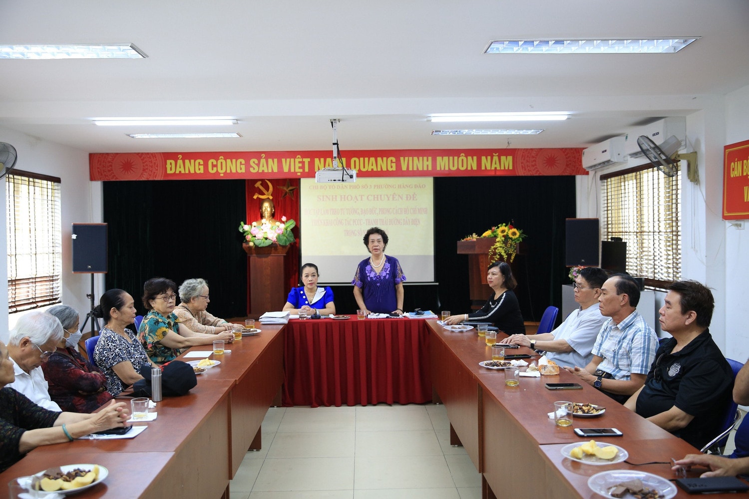 Bài 3: Coi trọng xây dựng Đảng về tư tưởng, tạo chuyển biến mạnh mẽ từ nhận thức đến hành động -0