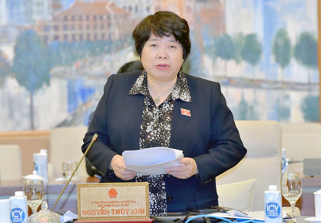 Cho ý kiến ban hành Nghị quyết quy định chi tiết một số điều của Luật Thi đua, khen thưởng -0