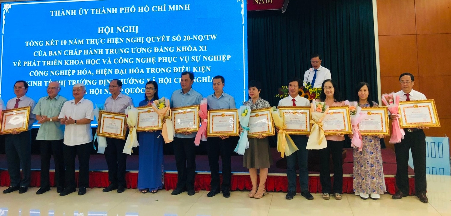 Lưới điện thông minh - điểm sáng trong công tác phát triển khoa học và công nghệ của ngành điện TPHCM -0