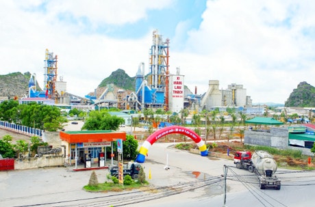 Công ty Cổ phần Xi măng và Xây dựng Quảng Ninh tiếp tục nợ thuế -0